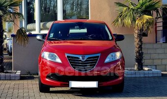 LANCIA Ypsilon III 1.2 8V ELEFANTINO rok 02/2013 - 4