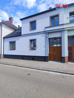 Pronájem skladu, 23 m², Hradec Králové, ul. Dobrovského - 4