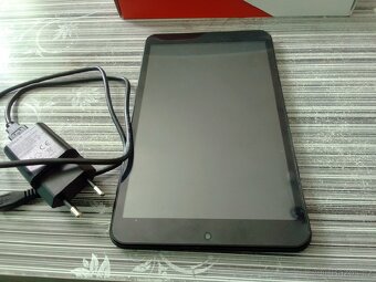 Tablet Umax - 4
