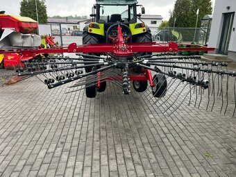 Shrnovač píce, sena FARM LAND KS 460 ZÁNOVNÍ STAV - 4