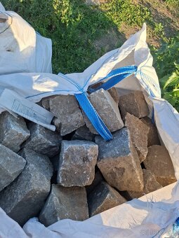 Žulové kostky velké - 4