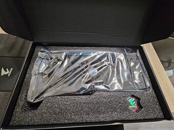 GIGABYTE AORUS GeForce RTX 5060 ELITE 8G - 4