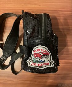 Koženkový batoh s flitry - 4