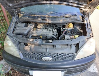 Prodám Ford Galaxy 2.3 benzín, r.v.2001 - 4