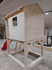 dřevěný domek pro děti - 4