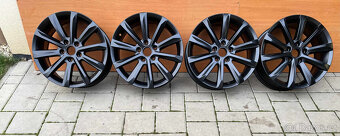 Helsinki  schwarz VW PASSAT B8 5x112 - 4