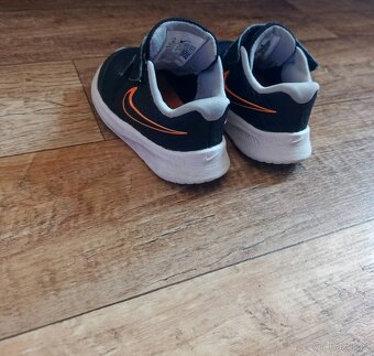 Dětské boty NIKE, velikost 21 - 4