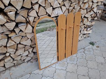Věšák na chodbu se zrcadlem - 4