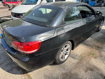 BMW E93 M-Paket náhradní díly blacksaphire - 4