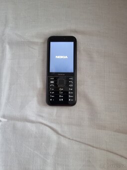 Nokia 8000 4G - 4