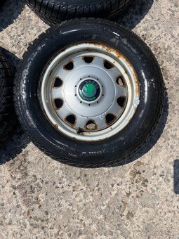 Sada zimních plechů Škoda Felicia s pneu - 4