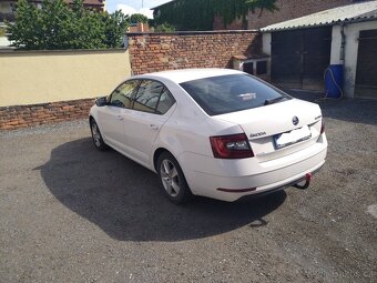 ŠKODA OCTAVIA III Liftback Facelift – 1.6 TDI 85 kW, bez AdB - 4
