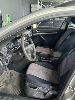 Prodám Škoda Octavia 2 1.9TDI Combi - 4