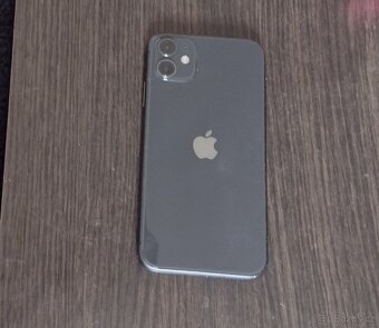 iPhone 11 - 4