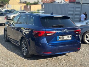 Toyota Avensis - 4