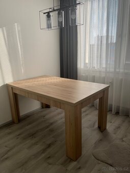Jídelní stůl + 4 židle - 4