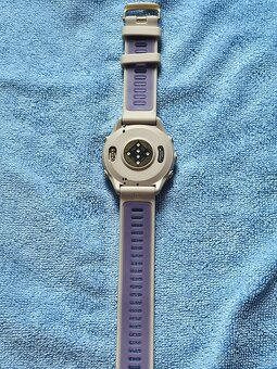 Nové Garmin Forerunner 970, Soft Gold - 4