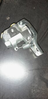 Prodám regulátor brzdné síly 0 986 482 033 - 4