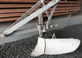 Pluh, vláčení,orba, pole,zahrada, zemědělská technika - 4