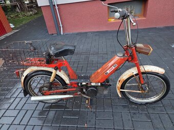 Babetta 207 s kartičkou, červená původní 4. - 4