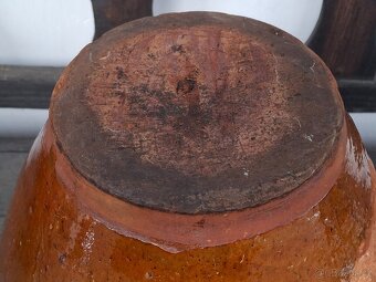 Staré hrnce z Litovle - 4