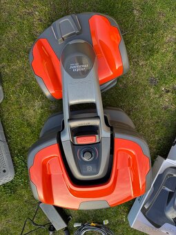 Robotická sekačka Husqvarna 435X AWD - 4