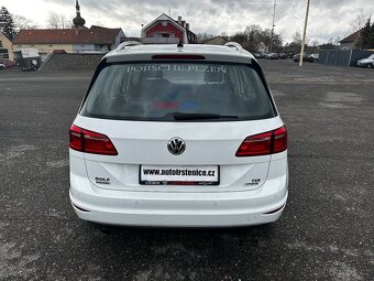 VW GOLF SPORTSVAN 1,6 TDI -- MÁLO KM -- PŮVOD ČR - 4