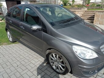 Mercedes B 200 CDI - 4