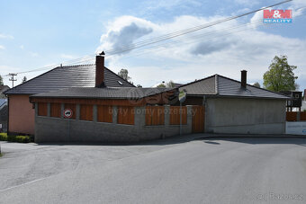 Prodej rodinného domu s výrobní dílnou, 1200 m², Spálov - 4