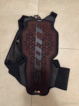 Věci na moto - 4