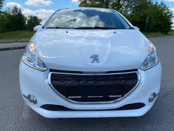 PEUGEOT 208 1.2 BENZÍN 2012 BÍLÁ - 4