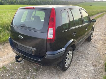 Ford Fusion 1.4i - 4