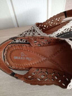 Dívčí - dámské kožené sandálky vel. 33 - - 4