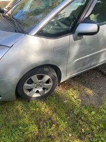 Citroen C4 Grand Piccaso 1.6HDI 80KW Dily z vozu - 4