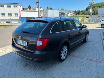 Škoda Superb 2.0 TDI 125kW | 182 tkm, DSG | XENONY, TAŽNÉ - 4