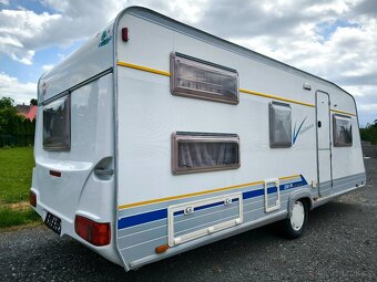 Rodinný karavan Burstner Ventana 530 tk - palandy - 4