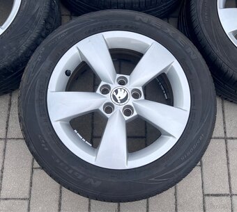 Rapid, Fabia - 15" Carme + letní 185/60 R15 Nexen - 4