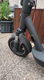 Elektrická koloběžka Xiaomi Electric Scooter 5 Pro - 4
