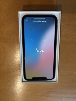 iPhone 11 - 4
