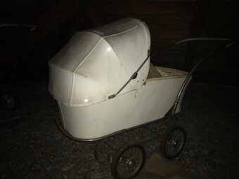 Dětský kočárek - 4