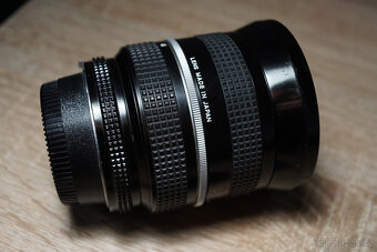 Objektiv Zoom-Nikkor 28-45 mm f/4.5 ai - 4