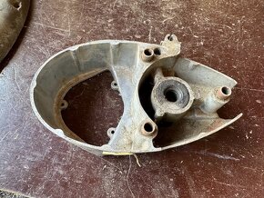 Predám viko zapalovani, kryt spojky JAWA pionýr 20 21 555 - 4