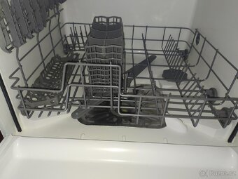 Prodám vestavnou - (stolní ) myčku AEG - 4