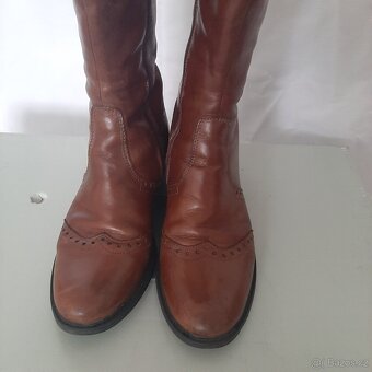 Prodám kožené kozačky vel.36 - 4