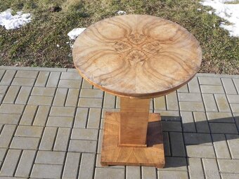 Starý kulatý stolek - 4