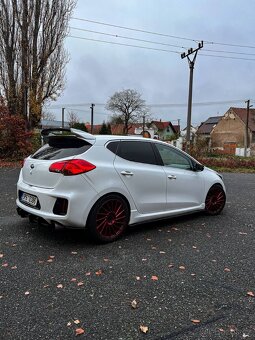Kia Ceed GT 1.6 T-GDi - 4