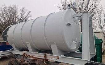 Cisterna na hákový nosič kontajnerov 12 m3 a 8,5 m3 - 4