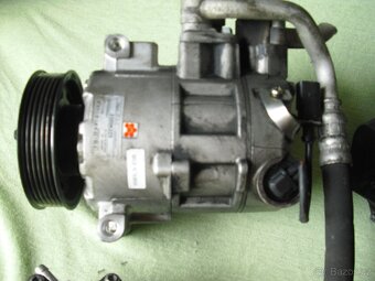 VW CADDY  1,9 TDi 2008-TURBO,ALTERNATOR - 4
