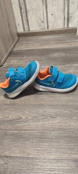 Botasky Nike vel. 22 - 4