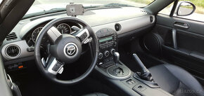 Mazda MX5 NC 2.0 PRHT automat - 4